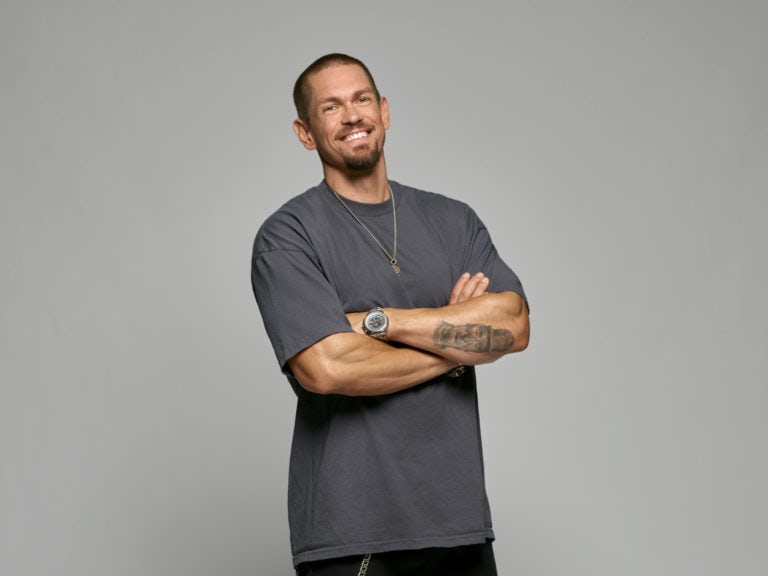 SHAMELESS (Season 9) Image of Steve Howey as Kevin Ball