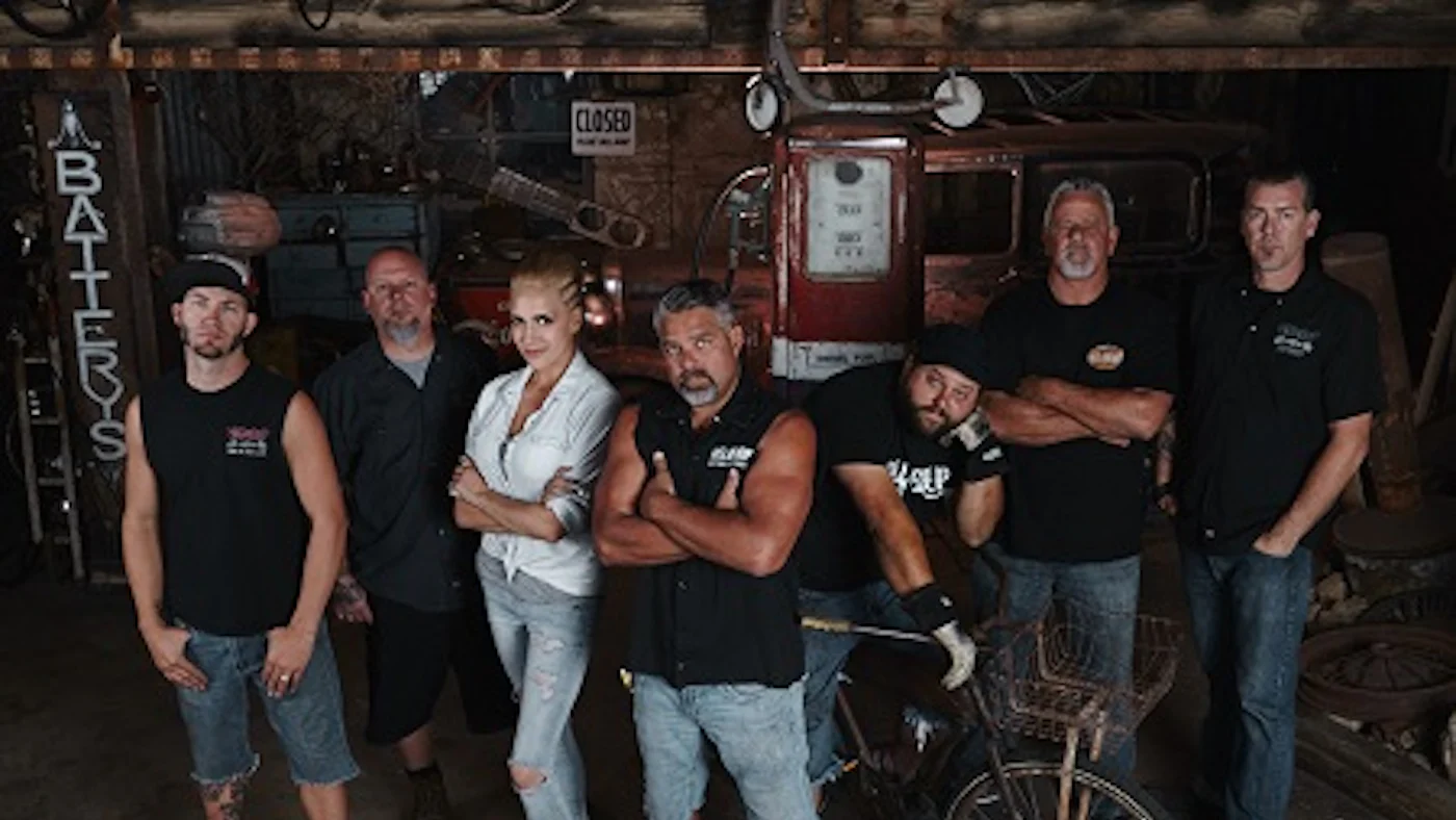 Image for the The All-Star Mavericks of Automotive Fabrication Return For Season 3 of VEGAS RAT RODS, March 30 on Discovery press release