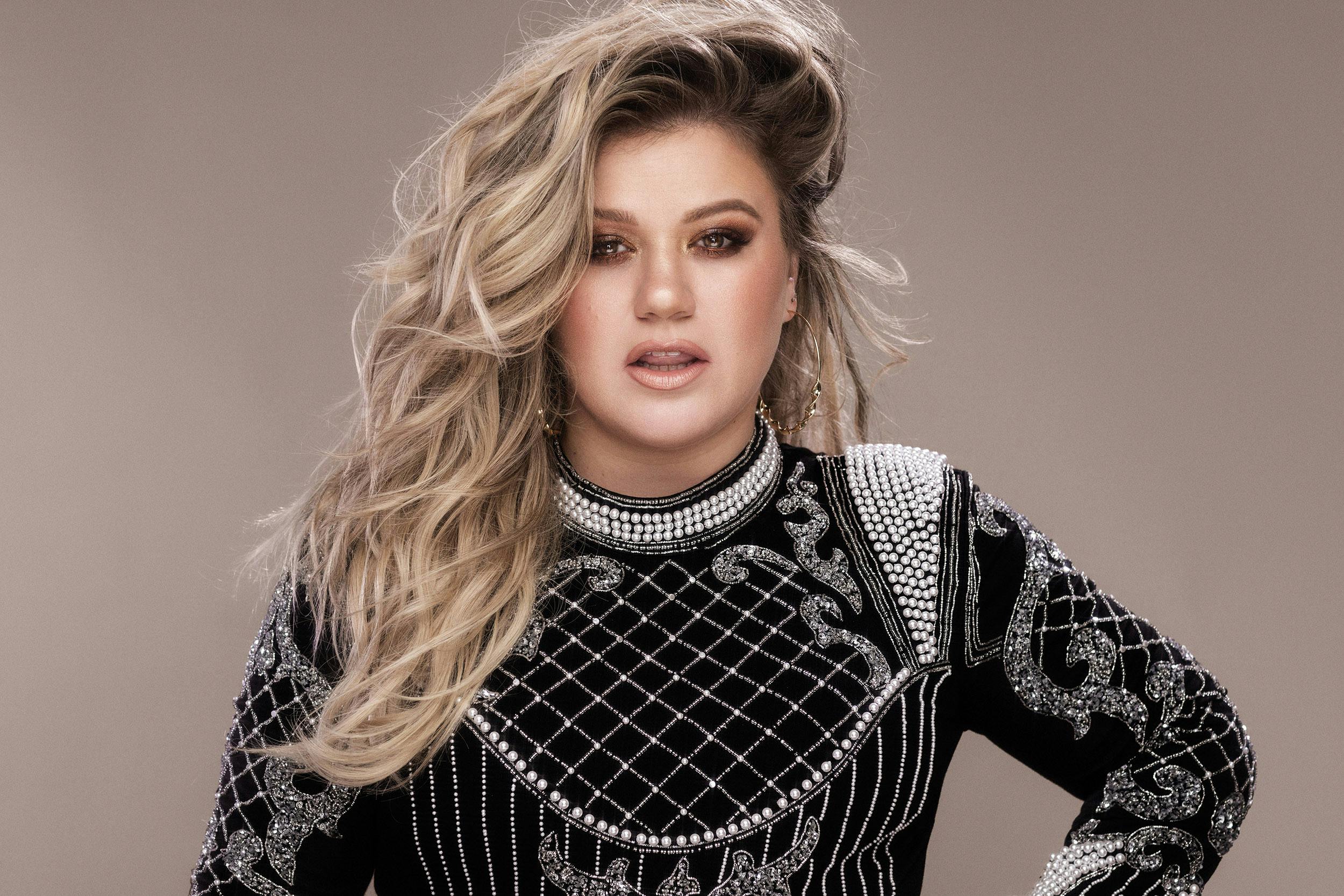 Image for the Kelly Clarkson Named Host of CTV’s First-Ever IHEARTRADIO JINGLE BALL NORTH Broadcast, December 17 press release