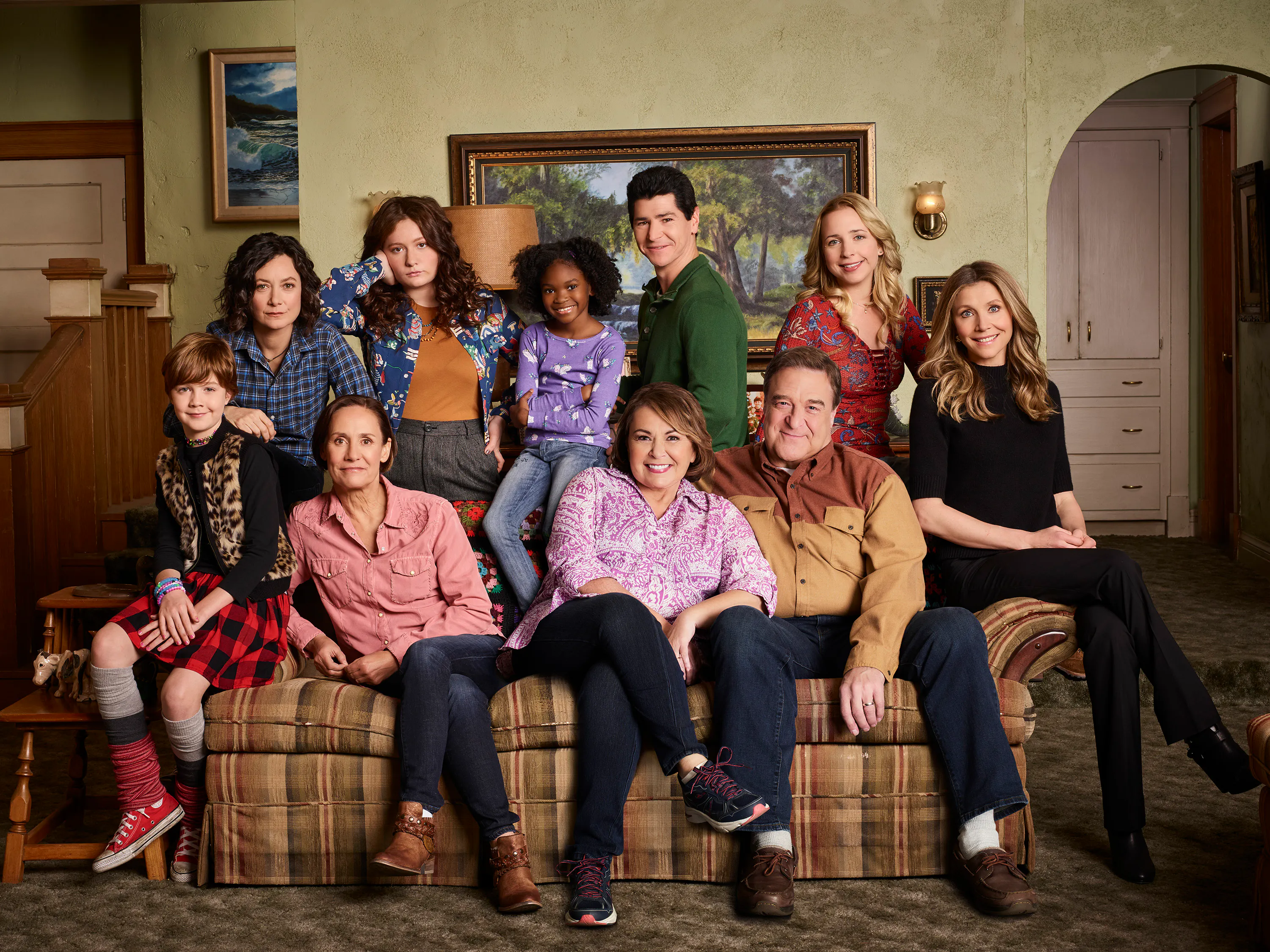 Image for the Family Reunion: Critically Acclaimed ROSEANNE Reboot Ranks Second-Highest Broadcast Debut of the Year With 2.2 Million Viewers on CTV press release