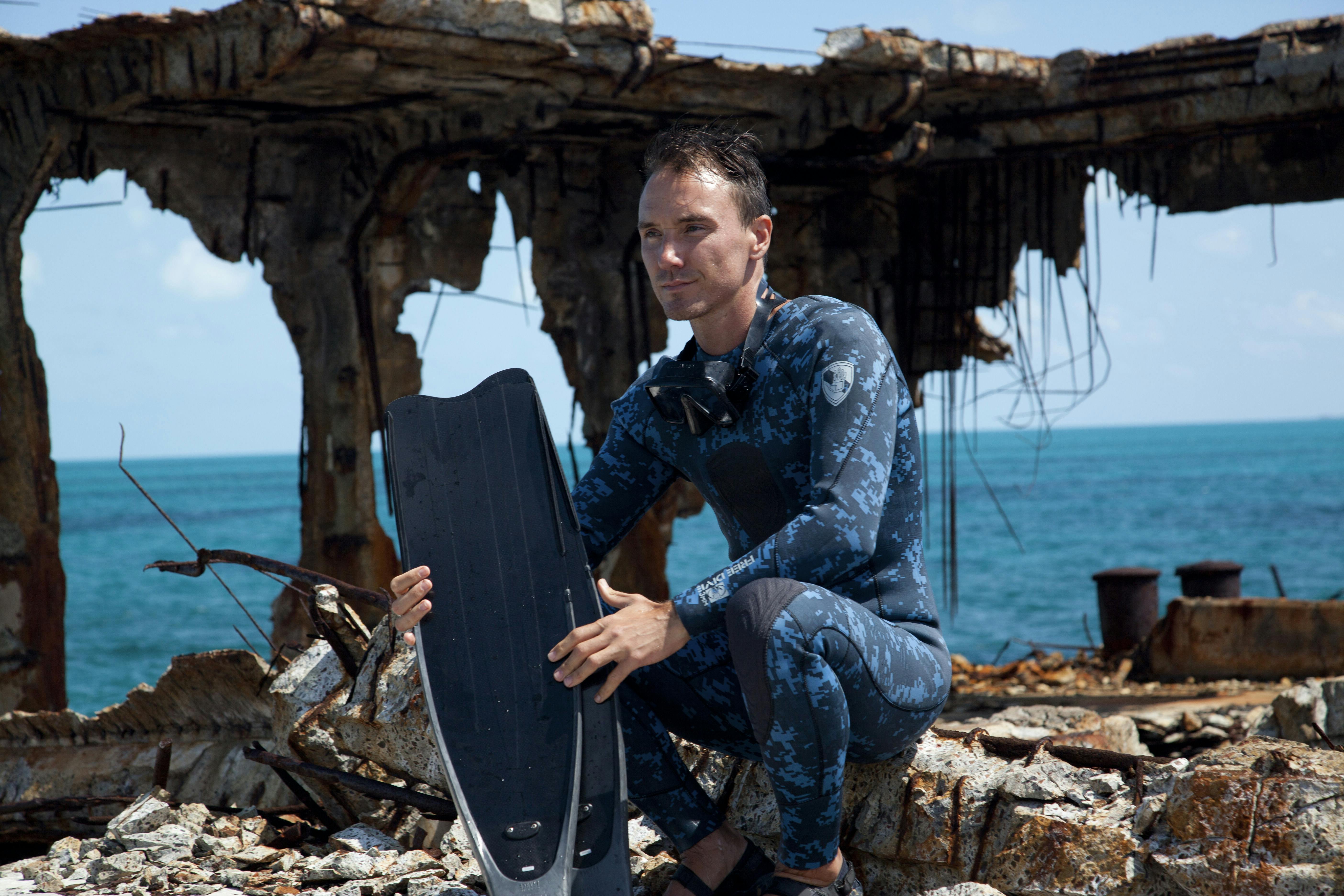 Image for the W5’s Hour-Long Documentary Special LOVE & LEGACY: THE ROB STEWART STORY Explores the Life and Final Work of the Canadian Filmmaker and Conservationist, Saturday, Oct. 6 on CTV press release