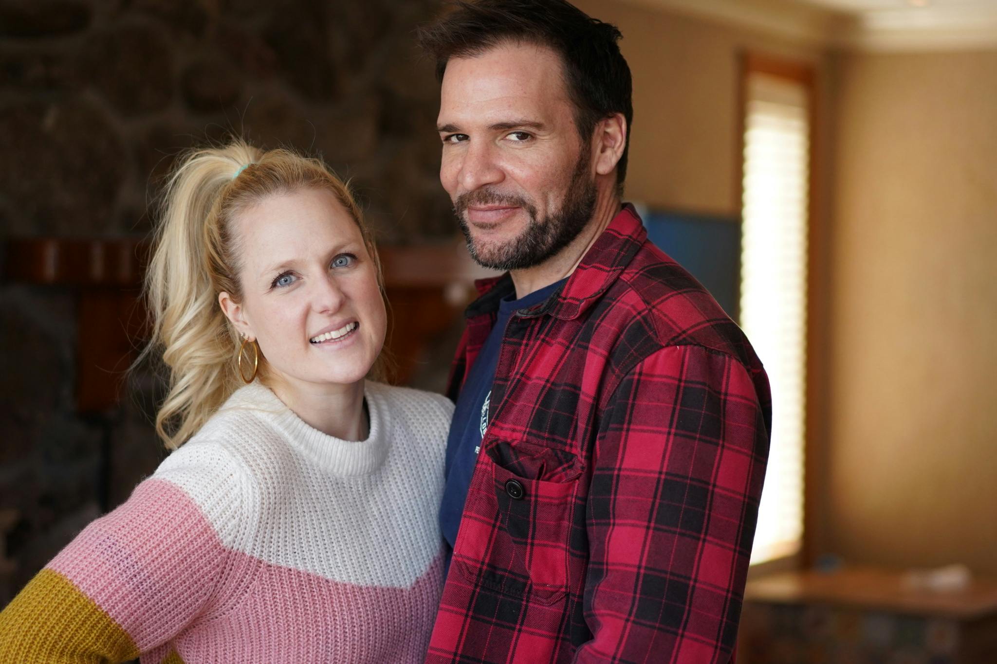 Image en vedette de l'article Attention : COUPLE EN CHANTIER à Canal Vie avec Marie-Soleil Dion et Louis-Olivier Mauffette