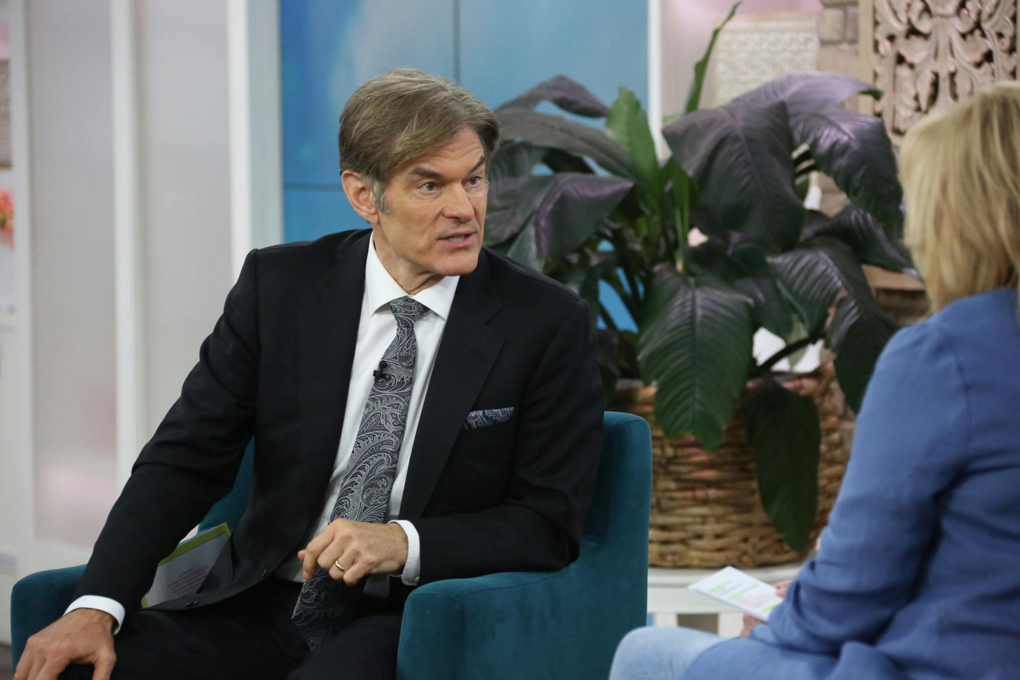 Image for the Dr. Oz has Specific Tips for Canadians as Summer Officially Begins press release