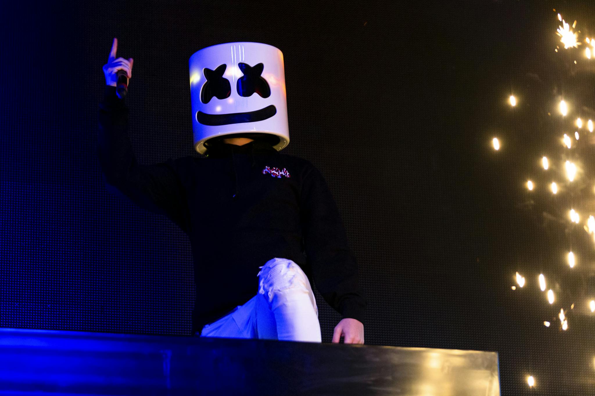 Image for the iHeartRadio Canada Takes Listeners to Ninth Annual IHEARTRADIO MUSIC FESTIVAL with Exclusive Live Stream press release