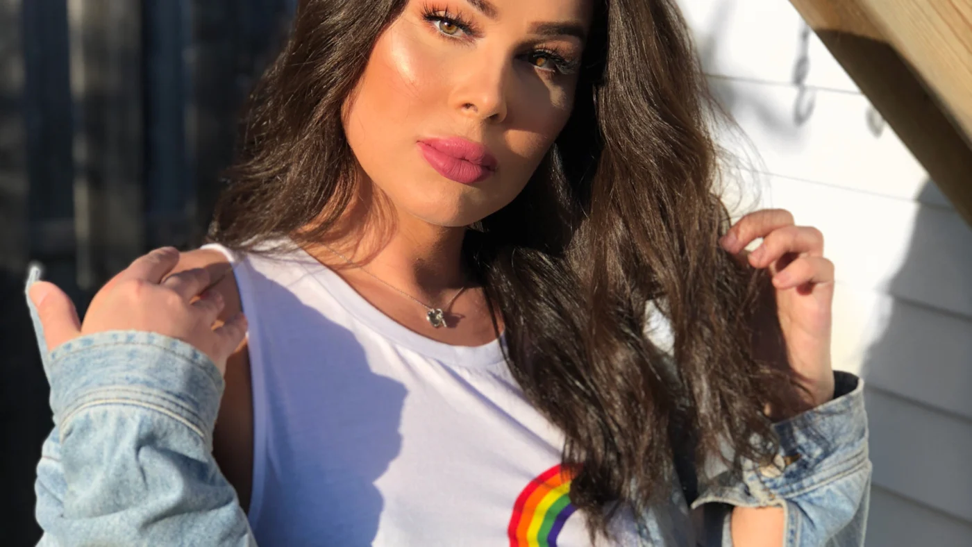 Image en vedette de l'article GABRIELLE MARION : SANS FILTRE, une star du web qui n’a rien à cacher