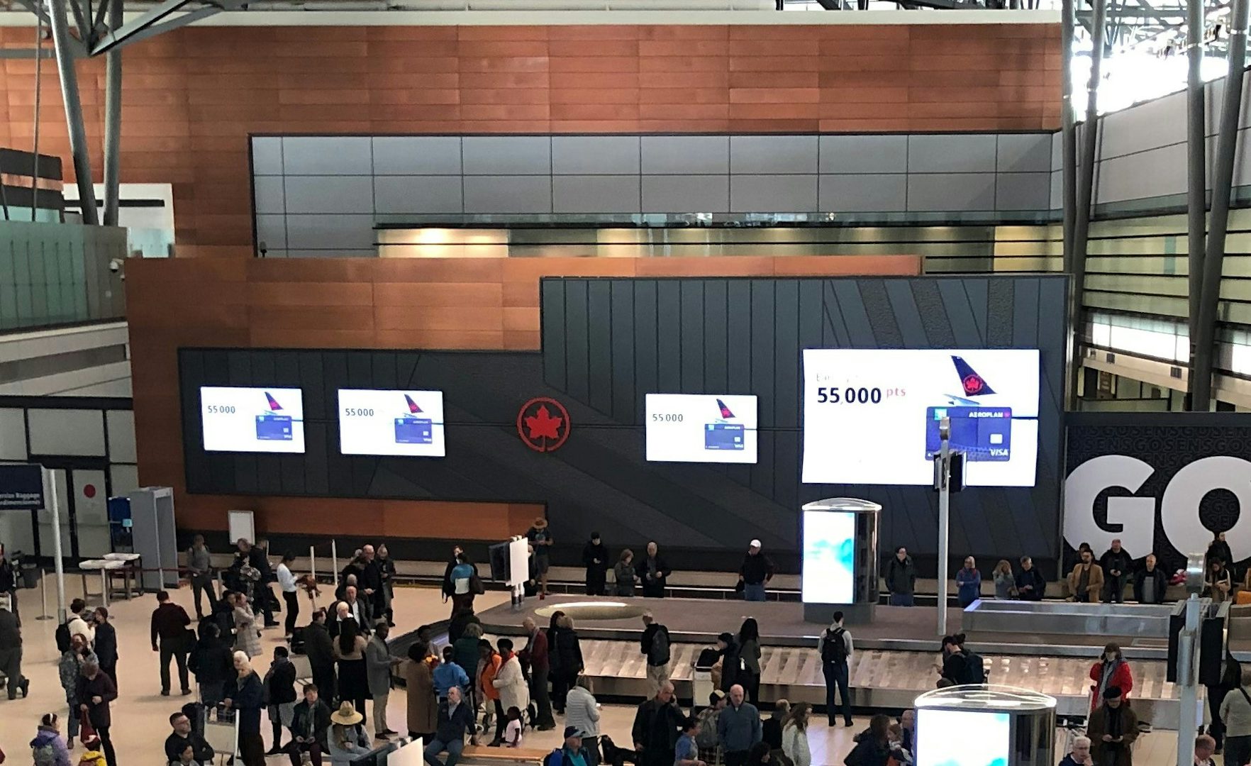 Ottawa airport - Air Canada Ad