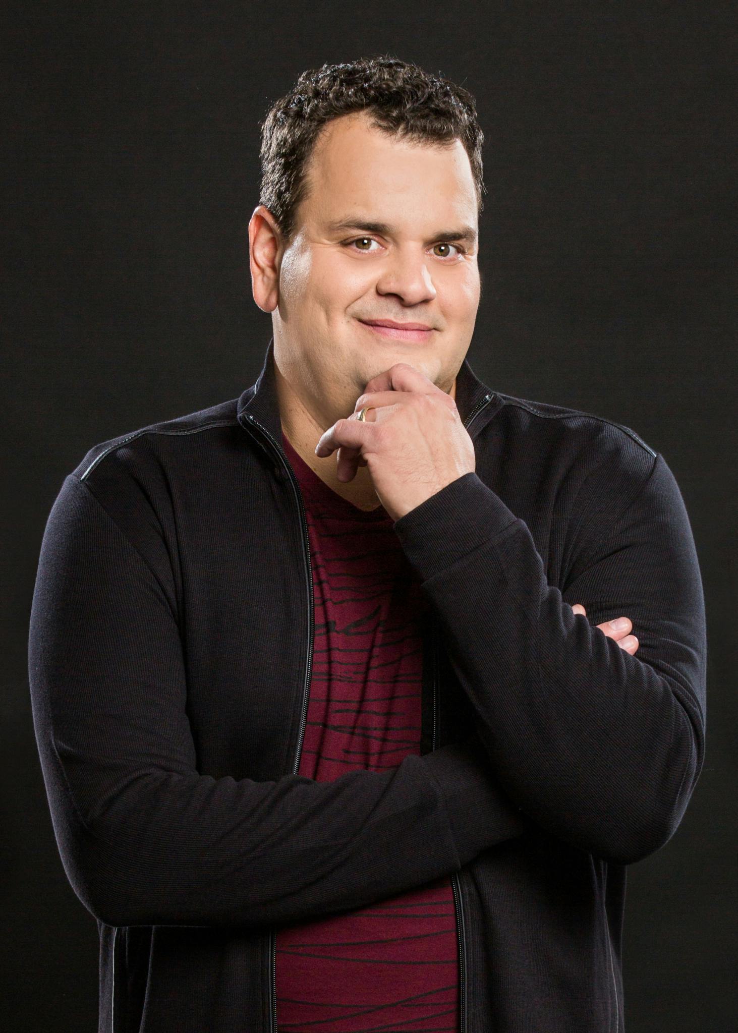 Image en vedette de l'article Philippe Laprise réunit des grands crus de l’humour à CUVÉE COMIQUE !