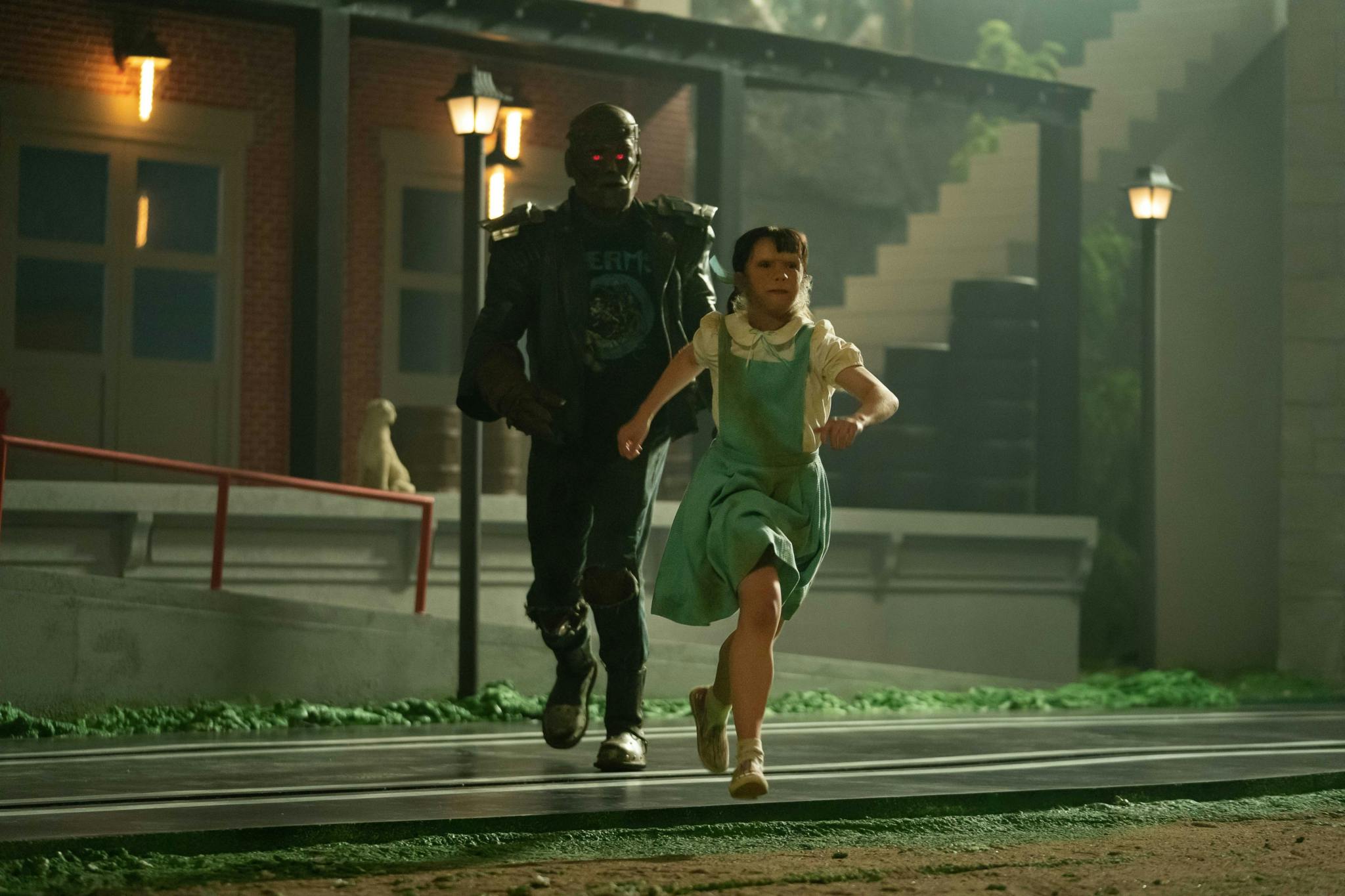 Image for the The Misfit DC Super Heroes of DOOM PATROL Return June 25 on CTV Sci-Fi Channel press release