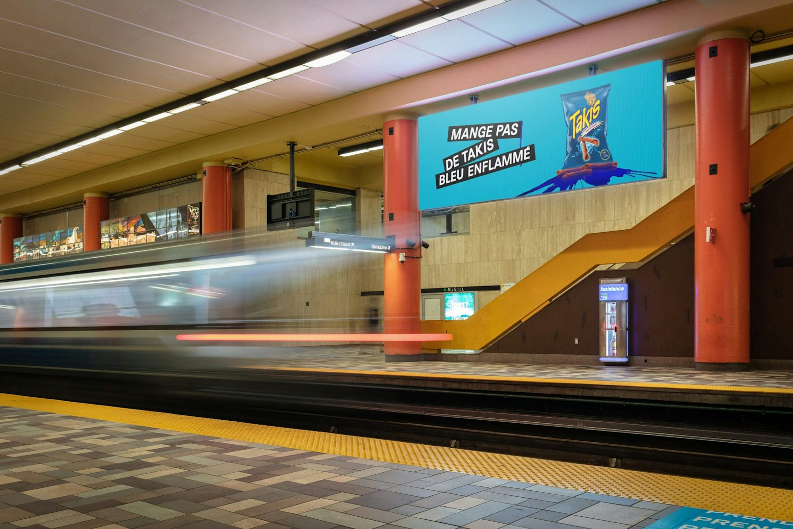 Metro Digital Mural - Takis Ad