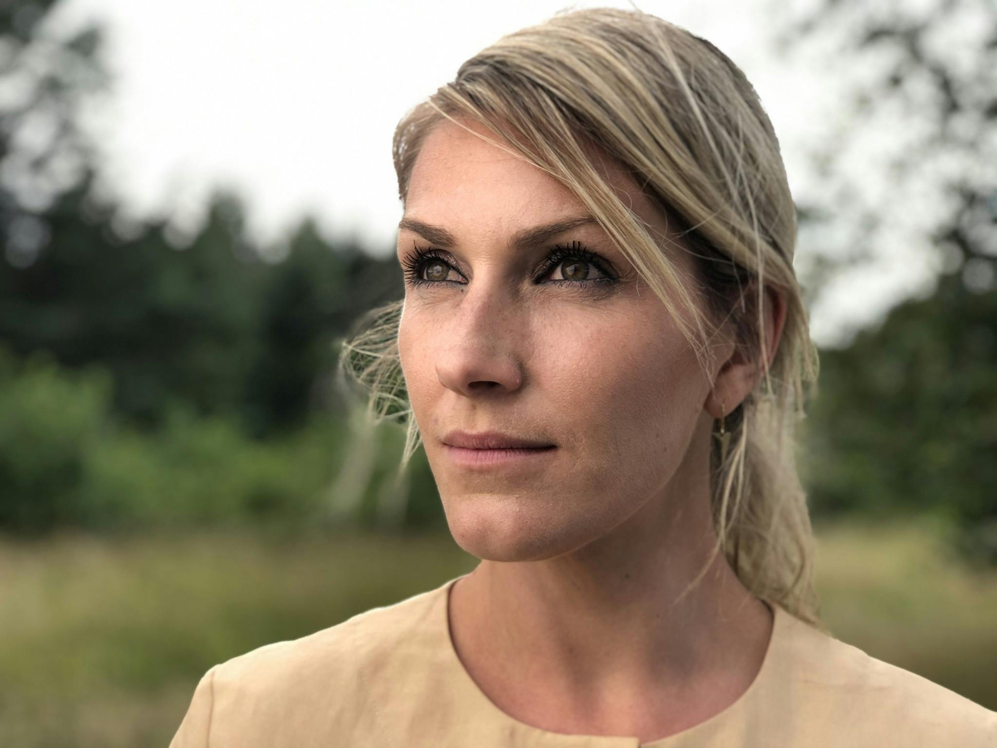 Image en vedette de l'article Les GUERRIÈRES d’Ingrid Falaise : des voix pour des batailles silencieuses