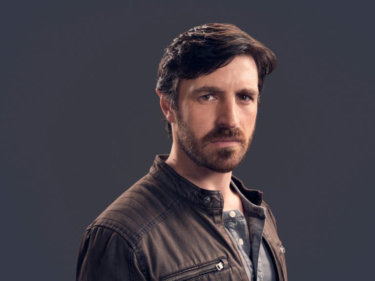 Image of Eoin Macken as GAVIN HARRIS