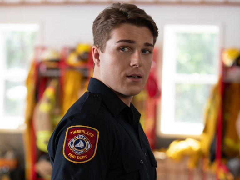 SC3_EP301_D6_MT__DSC01329_0181 Image of Dakota Taylor as Rafe Vadas