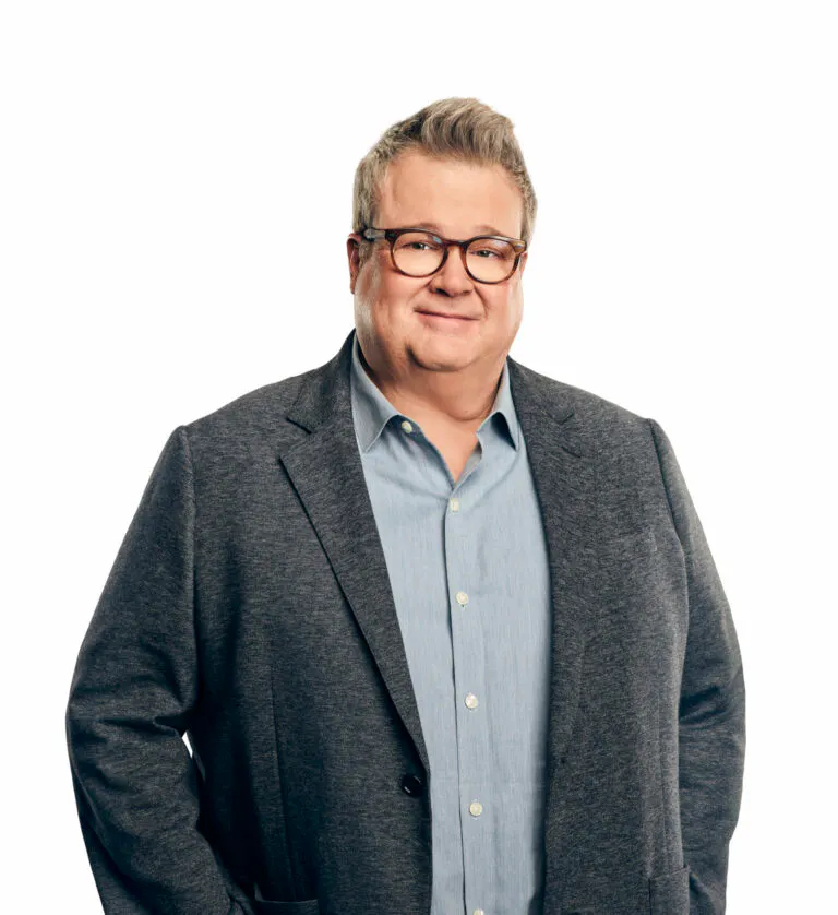 Image of Eric Stonestreet as Host 