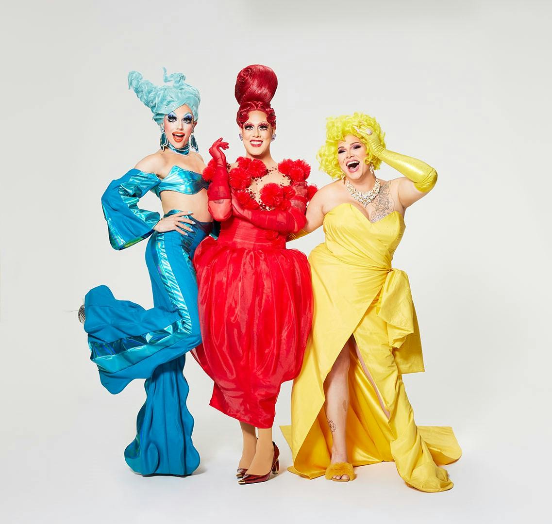 Image en vedette de l'article Paillettes, glam et transformations : Rita Baga et ses amies arrivent sur Crave avec LA DRAG EN MOI