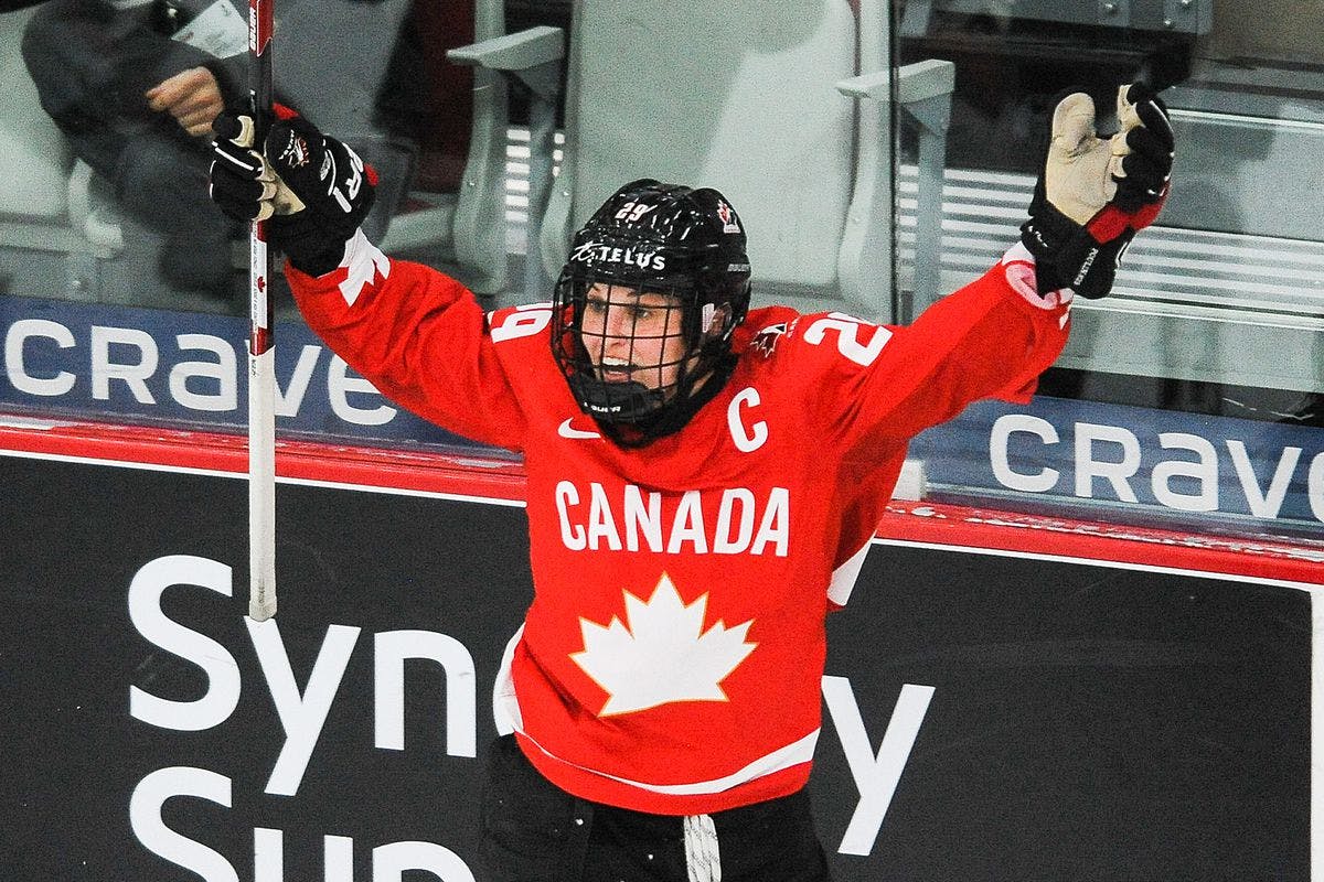 Image en vedette de l'article RDS présente le CHAMPIONNAT DU MONDE FÉMININ 2022 DE L’IIHF  du 25 août au 4 septembre