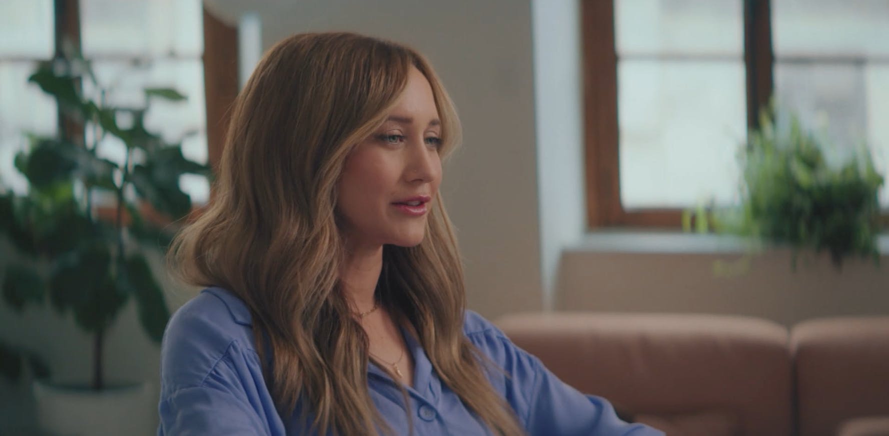 Image en vedette de l'article Crave dévoile la bande-annonce de la série documentaire COCAÏNE, PRISON & LIKES : LA VRAIE HISTOIRE D’ISABELLE