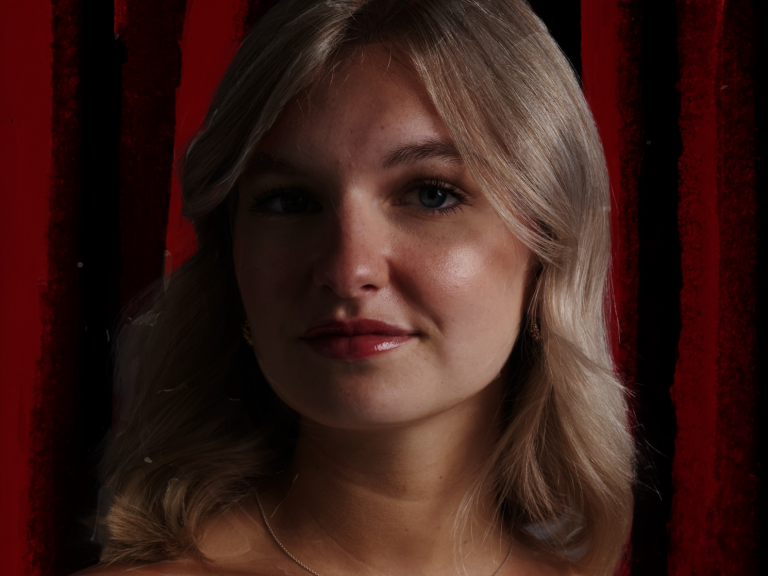 LesTraitres_Saison2_Portrait_Marie-Jeanne_EricMyre Image de jouant le rôle de Marie-Jeanne
