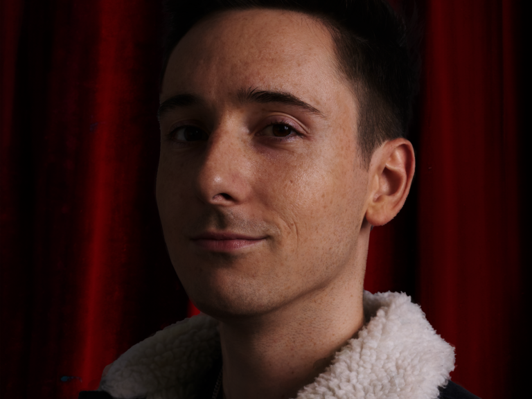 LesTraitres_Saison2_Portrait_Maxime_EricMyre Image de jouant le rôle de Maxime