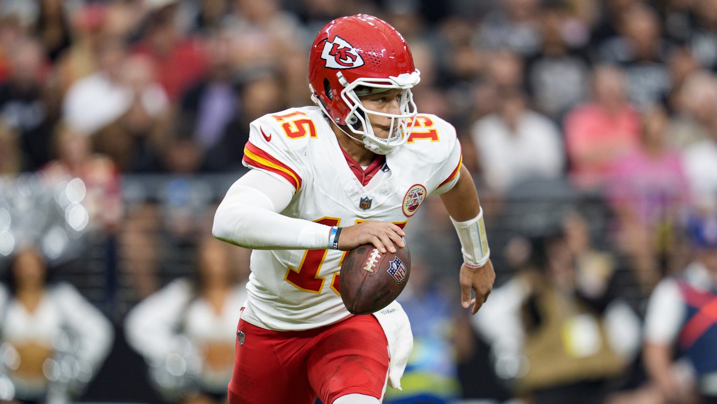Image for the NFL on TSN, TSN+, CTV, and RDS – Week 9: NFC North Contenders Collide as Detroit Visits Green Bay, Baker Mayfield and the Buccaneers Take on Patrick Mahomes and the Undefeated Chiefs on Monday Night Football, and more press release