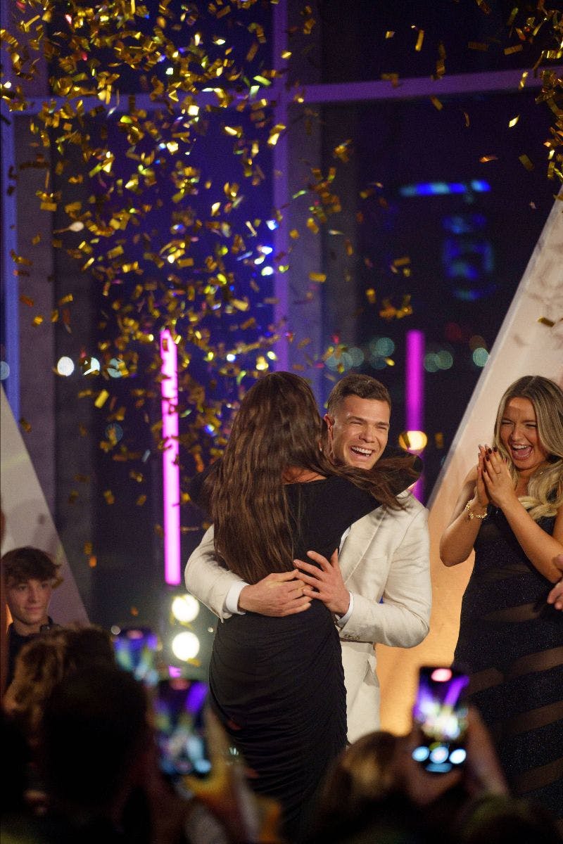 Image en vedette de l'article Félix et Solène remportent OCCUPATION DOUBLE MEXIQUE  Catherine F. est couronnée coup de cœur du public