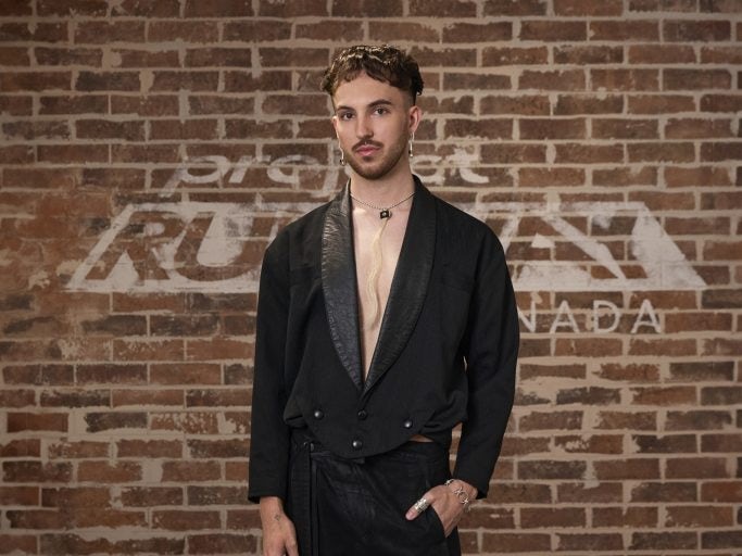 02_CURTIS_ALT Image of as Curtis Matysek