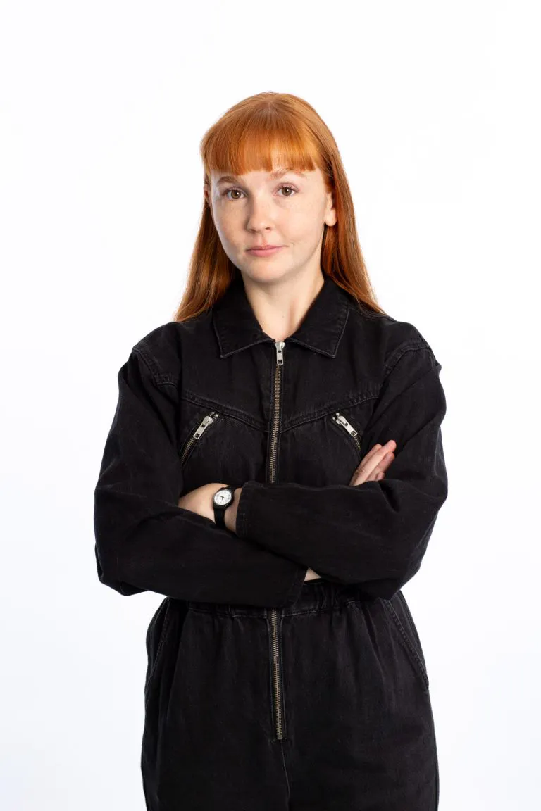 Image de  jouant le rôle de Laurence