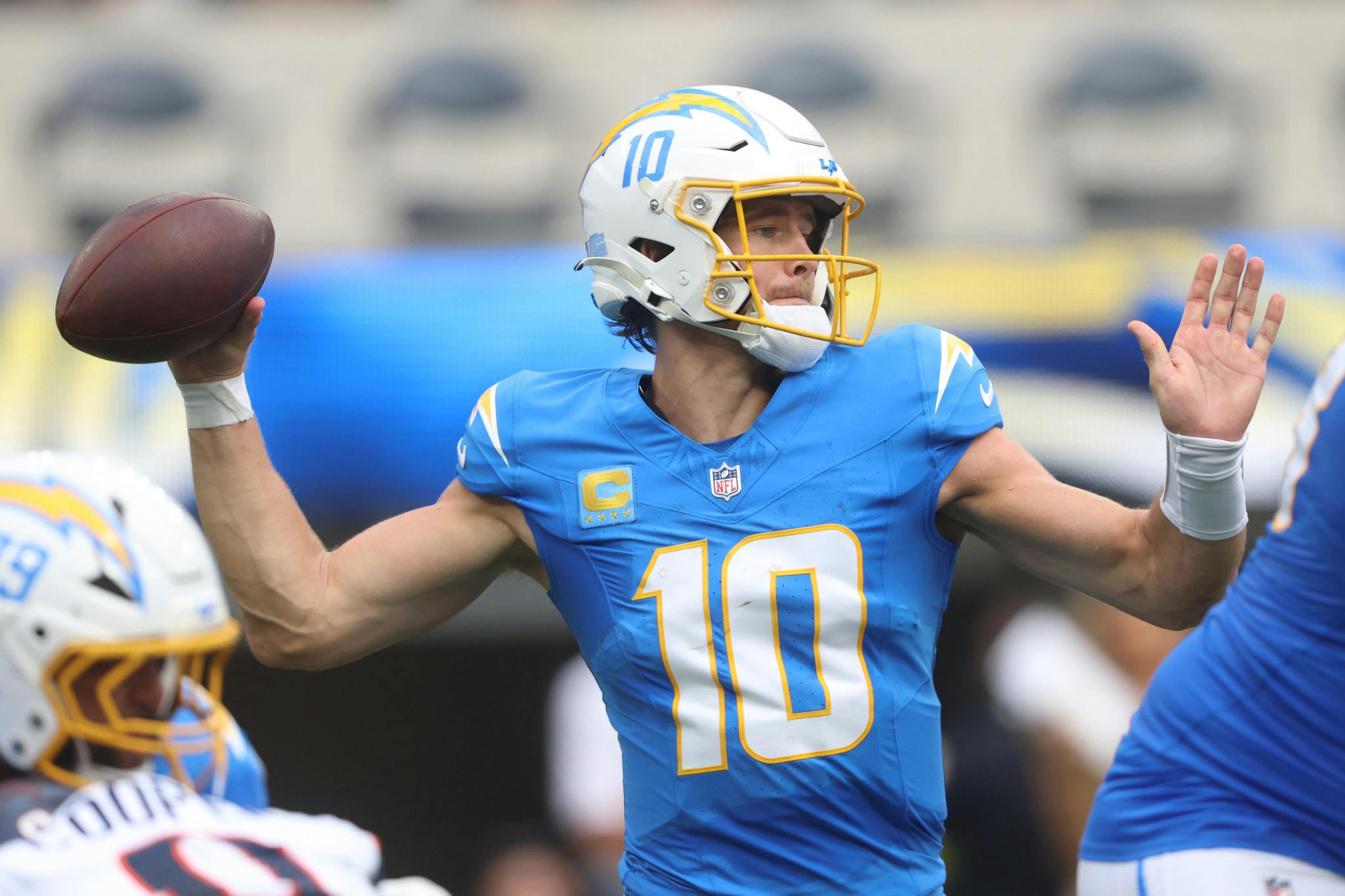 Image for the NFL on TSN, TSN+, CTV, and RDS – Week 8: Steelers Host the Packers on Sunday Night Football, Vikings Visit Chargers on Thursday Night Football, and more press release