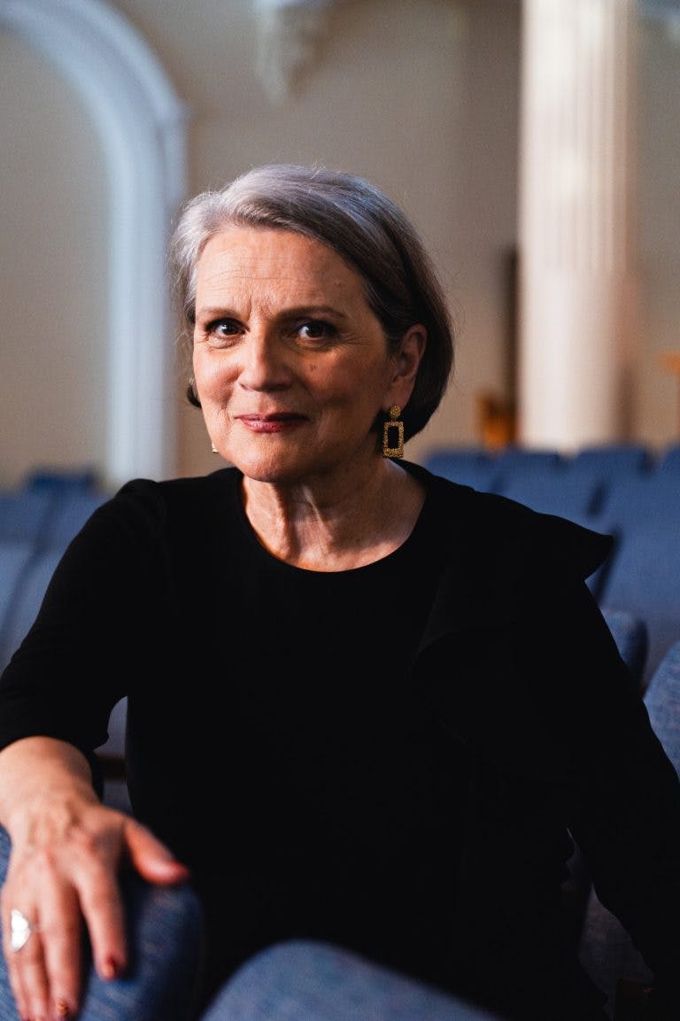 Image de MARIE-THÉRÈSE FORTIN  jouant le rôle de Madeleine Lavoie 