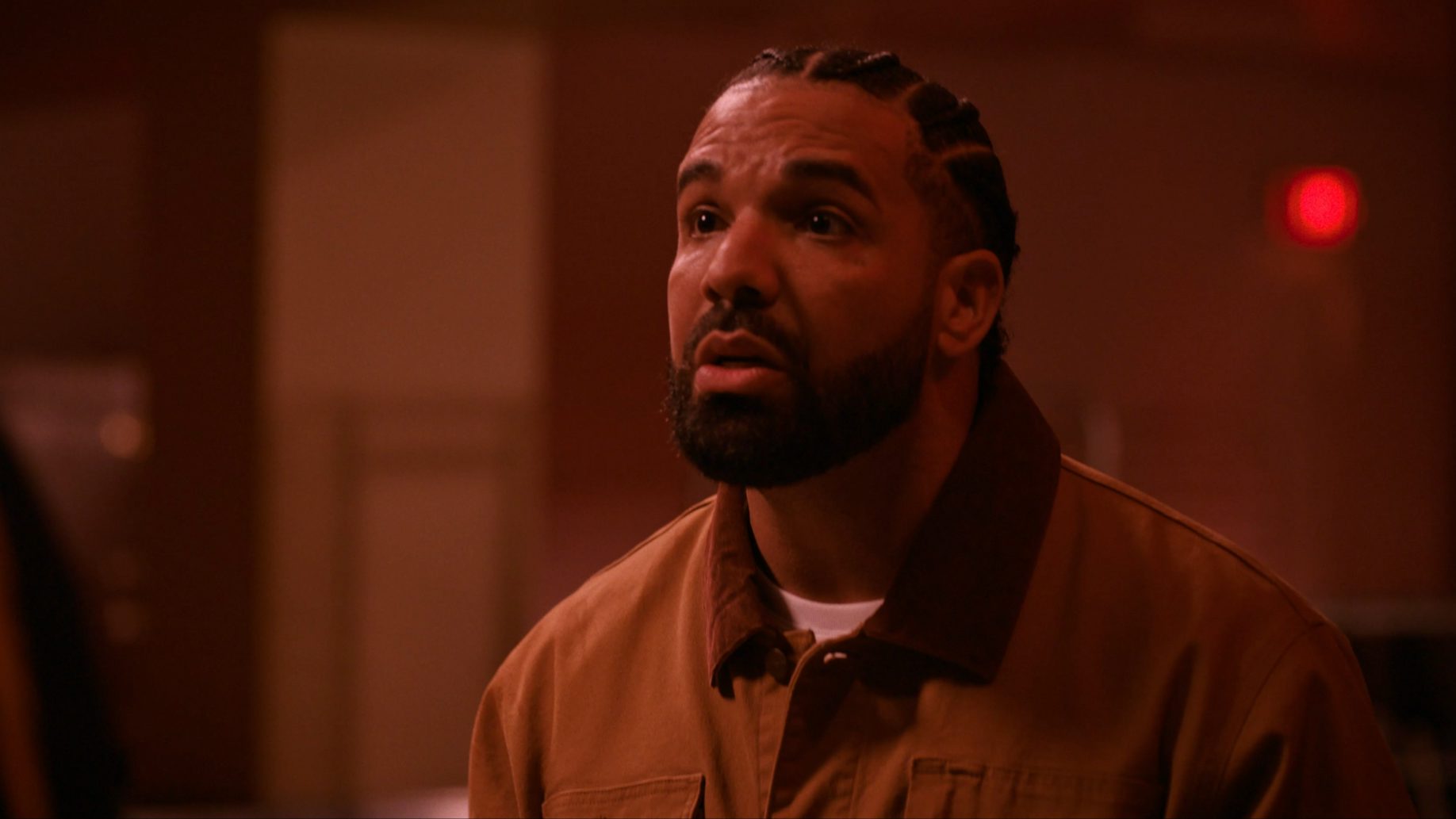 TheOfficeMovers_S2_Drake