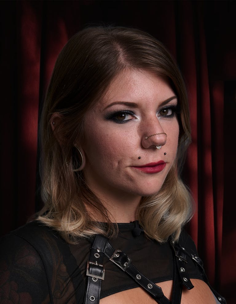 Image de  jouant le rôle de Ylarie