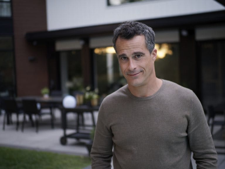 Image de Patrick Hivon jouant le rôle de Antoine Girard