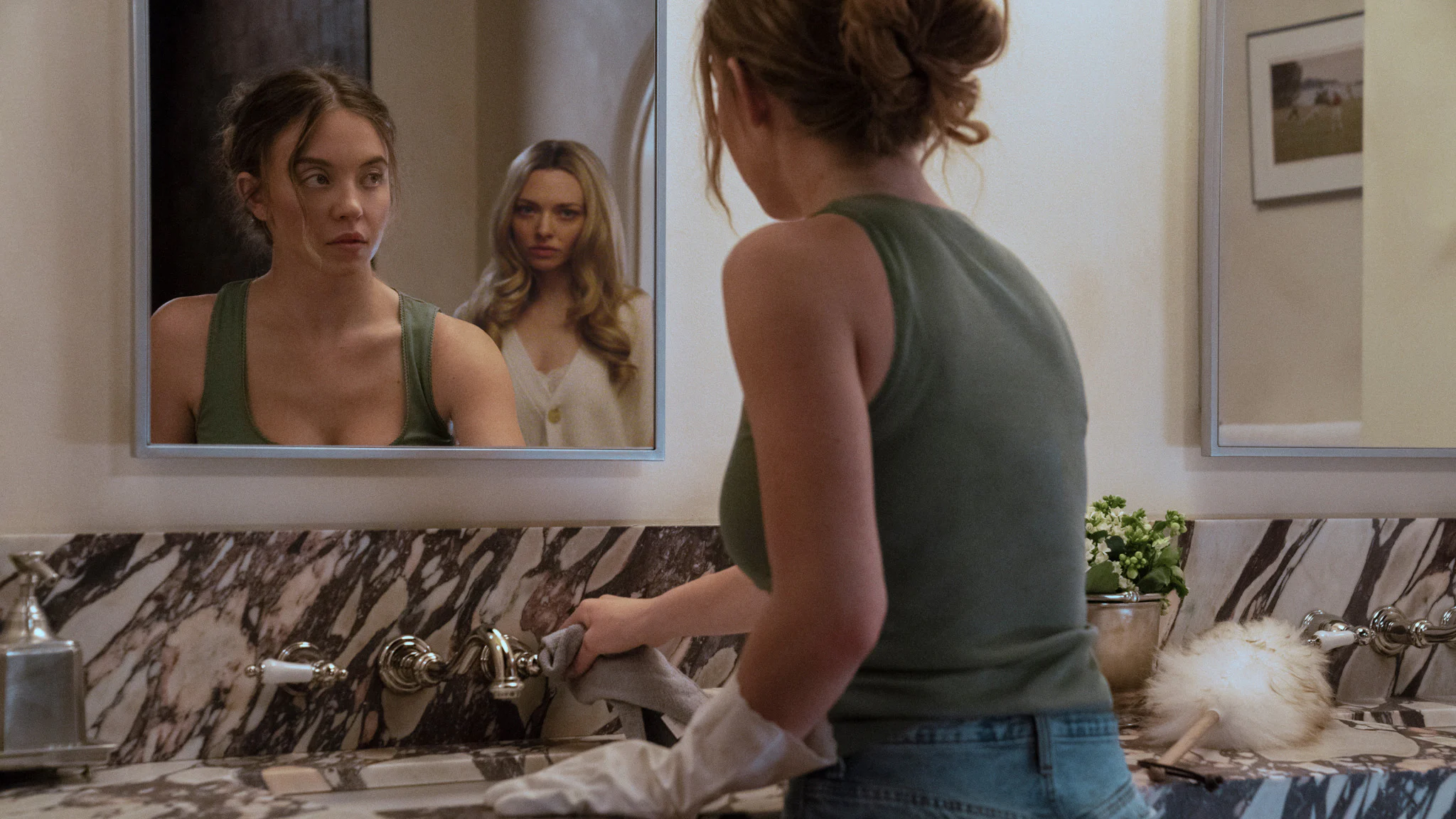 TheHousemaid_Still5_3840x2160