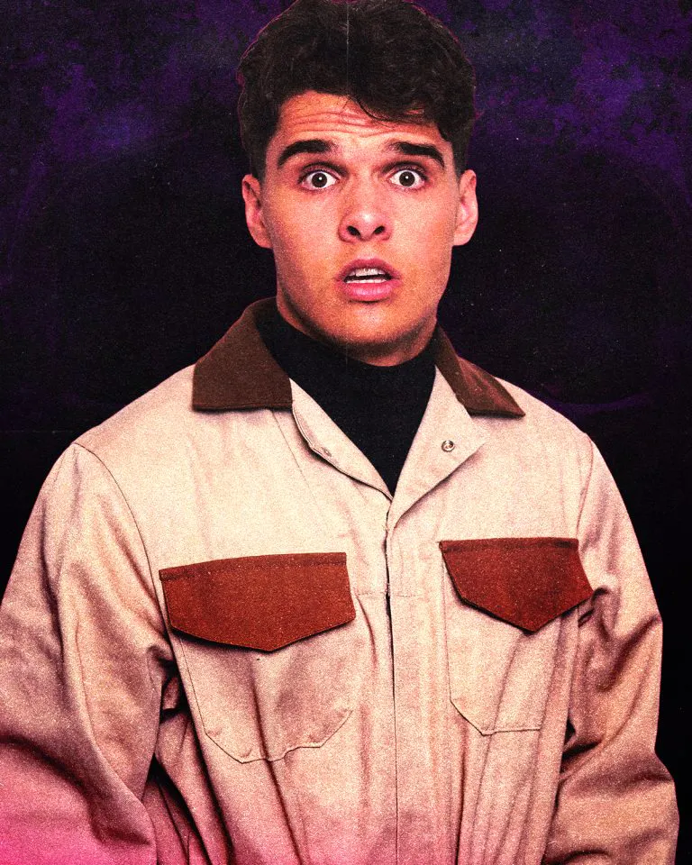 Image de @lewislefou jouant le rôle de Lewis Le Fou
