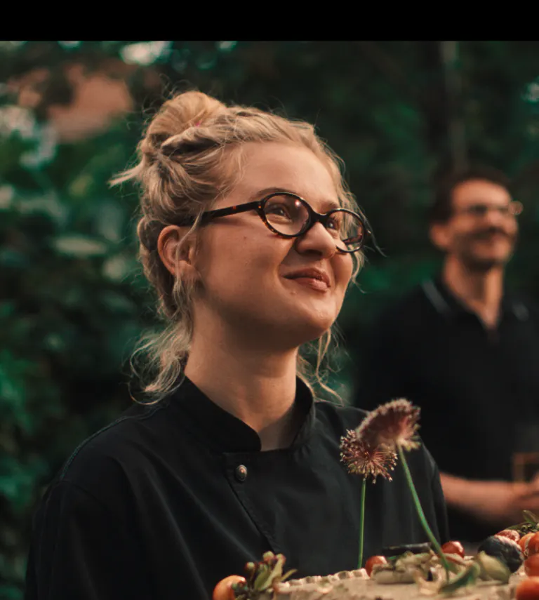 Image de Marguerite Bouchard jouant le rôle de Laurence
